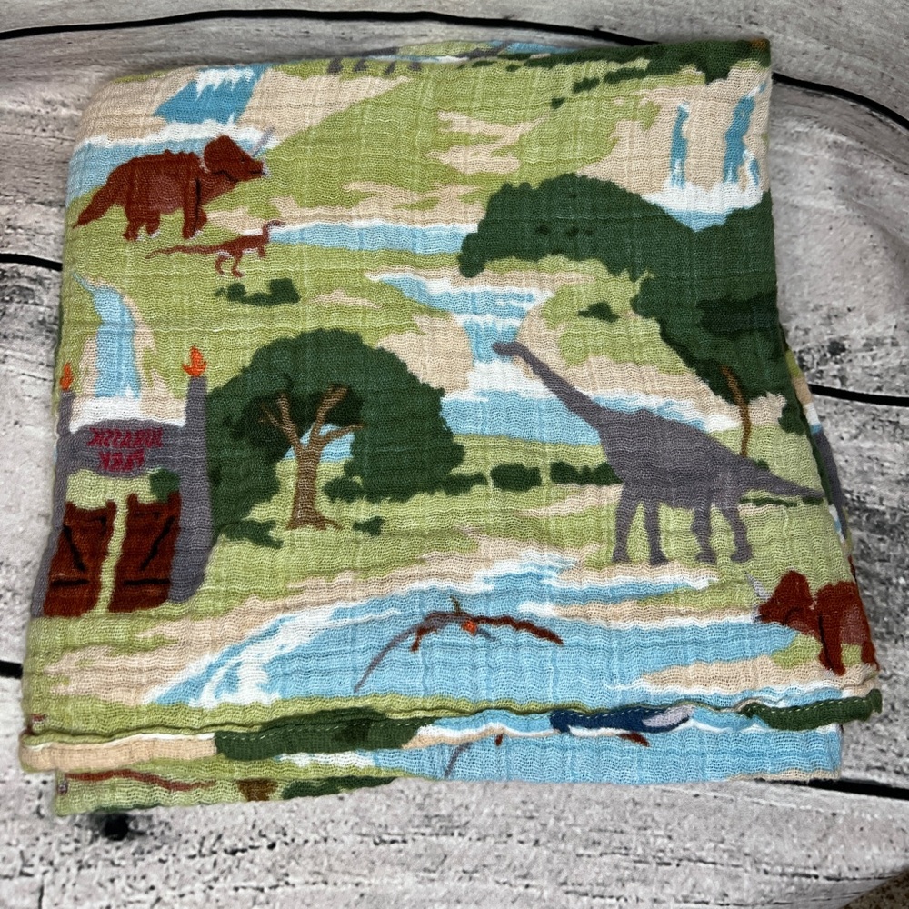 Little Unicorn Jurassic Park Baby Swaddle Muslin Blanket Dinosaurs Unique Rare - Picture 2 of 6